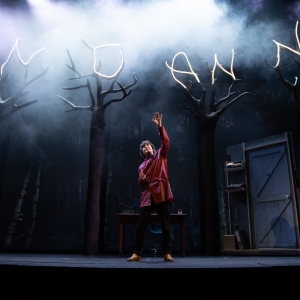Review: UNCANNY: I KNOW WHAT I SAW, Theatre Royal Drury Lane and On Tour Photo