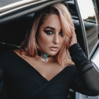 Nashville Singer-Songwriter Jenna DeVries Releases New Single 'Memphis'