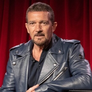 Antonio Banderas Recalls Staging GODSPELL for Pope Leo XIV: 'I Felt the Spell of God' Photo