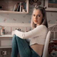 Alice Pisano Releases Nostalgic 'Seventeen' Video Photo