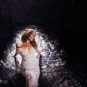 Feature: Leona Lewis To Dazzle Las Vegas With Holiday Residency A STARRY NIGHT Photo