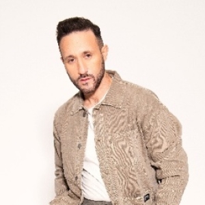 Antony Costa Returns to MAMMA MIA! THE PARTY