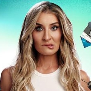 Nicole Travolta Will Return to the SoHo Playhouse With Solo Show NICOLE TRAVOLTA IS D Photo