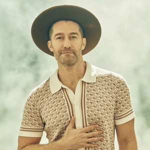 Interview: Matthew Morrison of MATTHEW MORRISON at Nancy & David Bilheimer Capitol The Photo