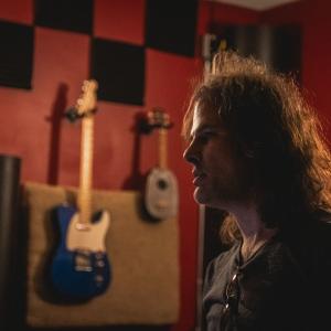 Martin Saint Makes Peace With Past on ENDLESS BRIDGE Single Photo