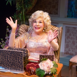 Interview: Renee Taylor Brings Her One Woman MY LIFE ON A DIET To The Palm Springs Plaza Photo