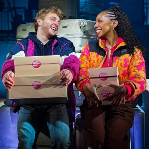 Review: American Repertory Theaters TWO STRANGERS (CARRY A CAKE ACROSS NEW YORK) is Delici Photo