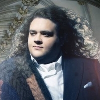 Jonathan Antoine Releases Cover of 'The Prayer' From New Holiday Album Photo