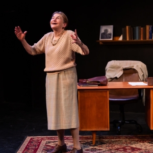 Review: Annette Miller Triumphs Again in GOLDA'S BALCONY Photo