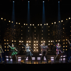 SIX to Present Final Sing-Along Performance in October Photo