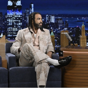 Video: Daveed Diggs Recalls Prince Inviting the Cast of HAMILTON to a Club After a Pe Photo