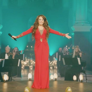 Video: Sarah Brightman Shares Full ‘A Christmas Symphony’ Concert Feat. Andrew Lloyd Webber