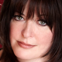 Songstress/Songwriter Extraordinaire Ann Hampton Callaway Riffs on Linda, Liz, Barbra Interview