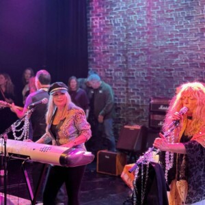 THE CHAIN Returns to Bay Street Theater for Fleetwood Mac Celebration Photo