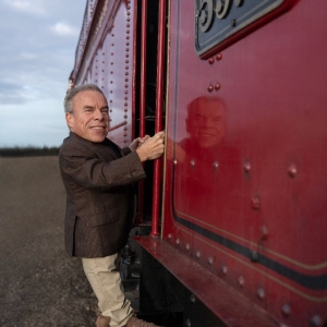 Warwick Davis to Return as Professor Flitwick in HARRY POTTER Series; Brid Brennan &  Photo