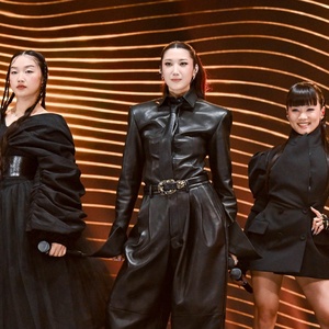 Photos: KPOP DEMON HUNTERS Stars, Laufey & More at Billboard Women In Music 2026 Photo