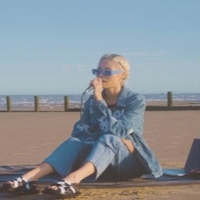 Nina Nesbitt Shares Acoustic Version of 'Summer Fling' Video