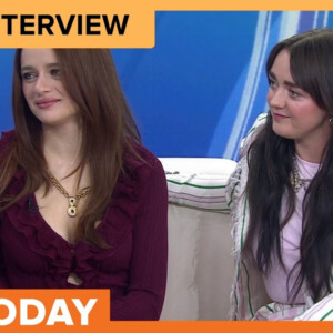 Joey King, Maisie Williams Get Surprise Message From Sandra Bullock, Nicole Kidman on Photo