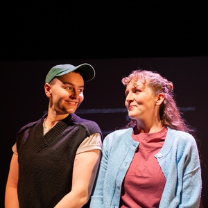 Review: BARRIER(S), Camden Peoples Theatre Photo