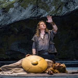 Review: Atlanta’s SIEGFRIED Showcases Spectacular Cast in Zvulun Production Photo