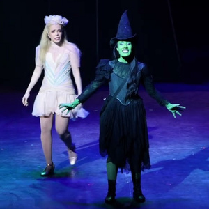 Video: Defying Gravity from WICKED in Brazil Photo