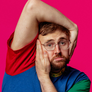 EDINBURGH 2026: Review: TED HILL: POWERPOINDEXTER, Studio Five @ Assembly George Square