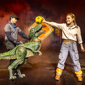 Review: DINOSAUR WORLD LIVE, Troubadour Wembley Park Theatre