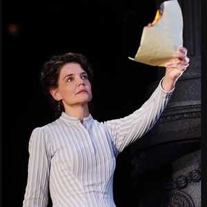 Review: HEDDA GABLER at The Old Globe Photo