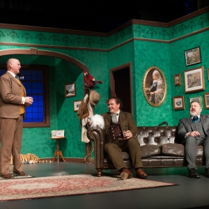 Review: THE EXPLORERS CLUB at Stirling Community Theatre Video