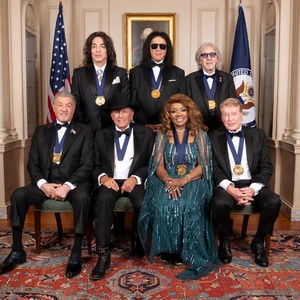 Photos: Laura Osnes, Michael Crawford & More at the 2025 Kennedy Center Honors Photo