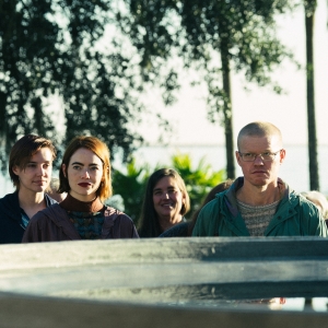 Video: See Emma Stone in New Trailer for KINDS OF KINDNESS Photo