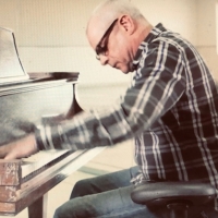 Gareth Valentine Brings TALES OF A MUSICAL DIRECTOR to Crazy Coqs