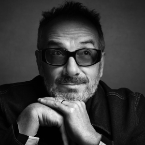 Elvis Costello To Appear in NY Area for Fine Art Tour at Wentworth Gallery Photo