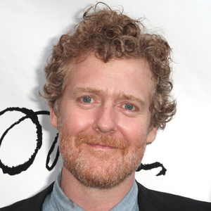 Glen Hansard, ONCE Co-Writer and Star, Dies at 56 Photo