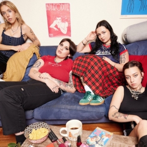 Teen Jesus and the Jean Teasers and The Linda Lindas Join Forces on 'Please Me' Photo