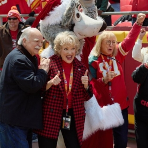 Video: Hallmark Unveils HOLIDAY TOUCHDOWN: A CHIEFS LOVE STORY Trailer Photo