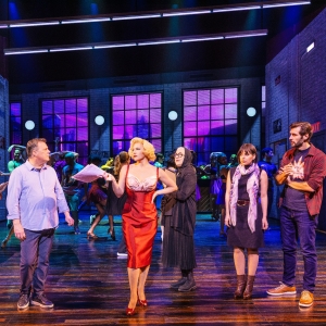 Interview: Kristine Nielsen Talks Summers in Cotuit and Appearing in a Broadway SMASH Interview