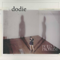 dodie's Debut Album 'Build A Problem' Will Be Released March 26 Photo