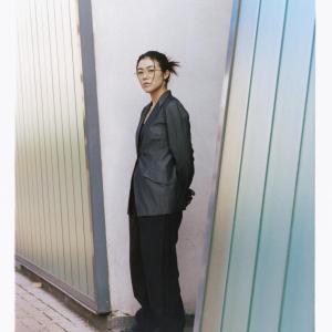 Se So Neon Releases Video for “p and q” From Debut Album NOW Photo