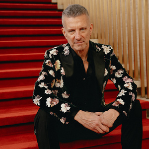 James Moore to Receive Sarah Siddons Society's Leading Artist Award Photo