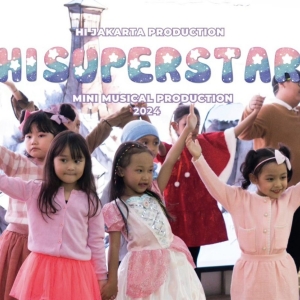 Hi Jakarta Production Hosts HI SUPERSTAR MINI MUSICAL THEATRE Class Photo