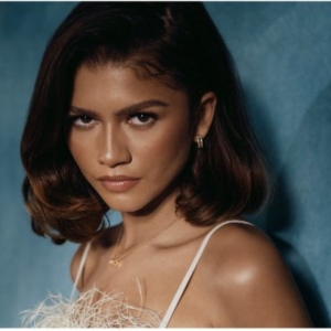 Zendaya Shares Why She is Hesitant to Tackle Live Theater Photo