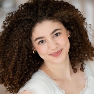 Meet the Next On Stage Finalists: Ava Greenberg Photo