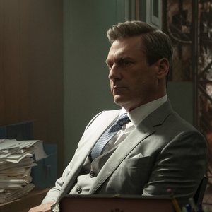 Video: Jon Hamm Returns in Sneak Peek Clip from YOUR FRIENDS AND NEIGHBORS Season 2 Premiere