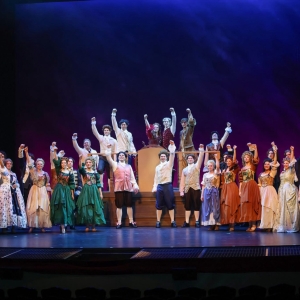 Review: Music Theatre West’s THE SCARLET PIMPERNEL is Grand Photo