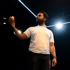 Review: BLUE/ORANGE, OSO Arts Centre, Barnes Photo