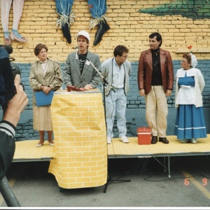 Video: UNDER THE RAINBOW Documentary Trailer Traces Dorothy's Ruby Slippers Interview