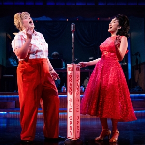 Review: ALWAYS...PATSY CLINE at Drury Lane Theatre Oakbrook Terrace, IL Photo