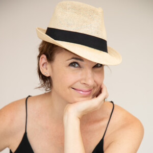 Chryssie Whitehead to Headline Mental Health Awareness Day Cabaret at The Green Room  Photo
