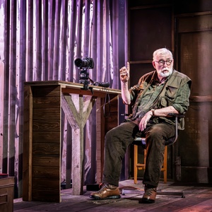 Review: FIREWING, Hampstead Theatre Photo